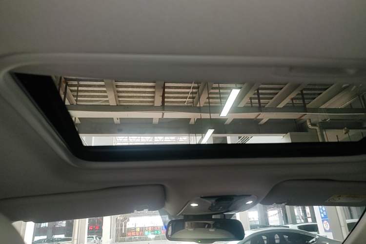 Used GAC Trumpchi M8 2018 320T Luxury Edition Headliner