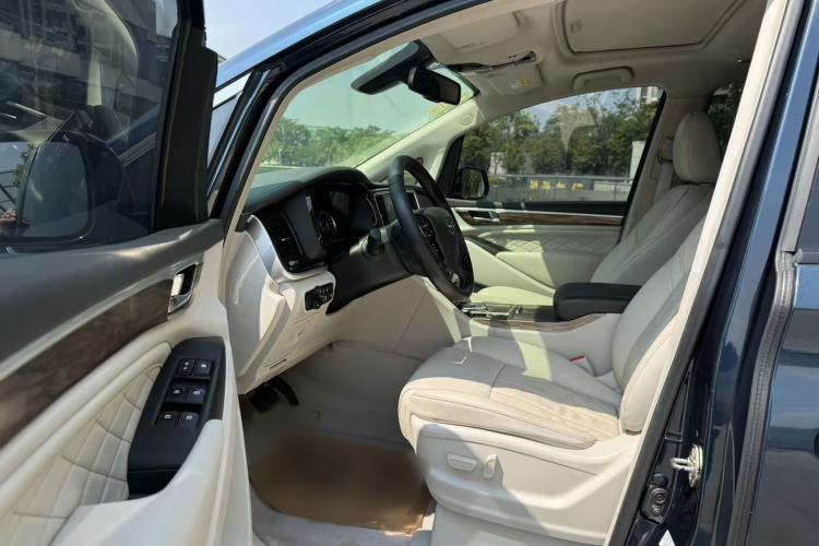 Used GAC Trumpchi M8 2018 320T Luxury Edition Interior 1
