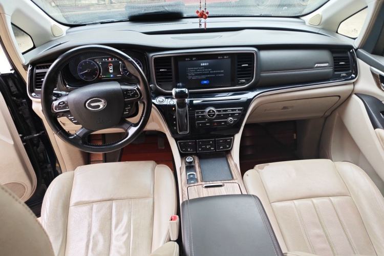 Used GAC Trumpchi M8 2018 320T Luxury Edition Interior 2