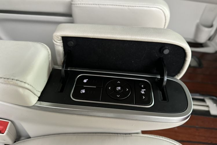 Used GAC Trumpchi M8 2018 320T Luxury Edition Interior 2