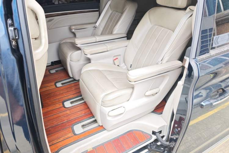 Used GAC Trumpchi M8 2018 320T Luxury Edition Interior 4