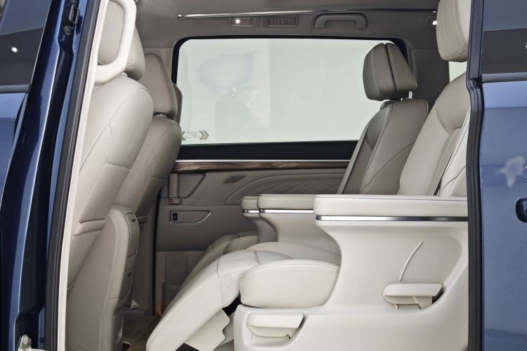 Used GAC Trumpchi M8 2018 320T Luxury Edition Interior 4