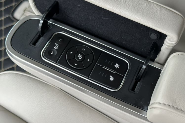 Used GAC Trumpchi M8 2018 320T Luxury Edition Interior 6