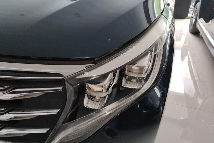Used GAC Trumpchi M8 2018 320T Luxury Edition Left Front Headlight