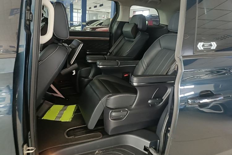 Used GAC Trumpchi M8 2018 320T Flagship Edition Left Rear Seat