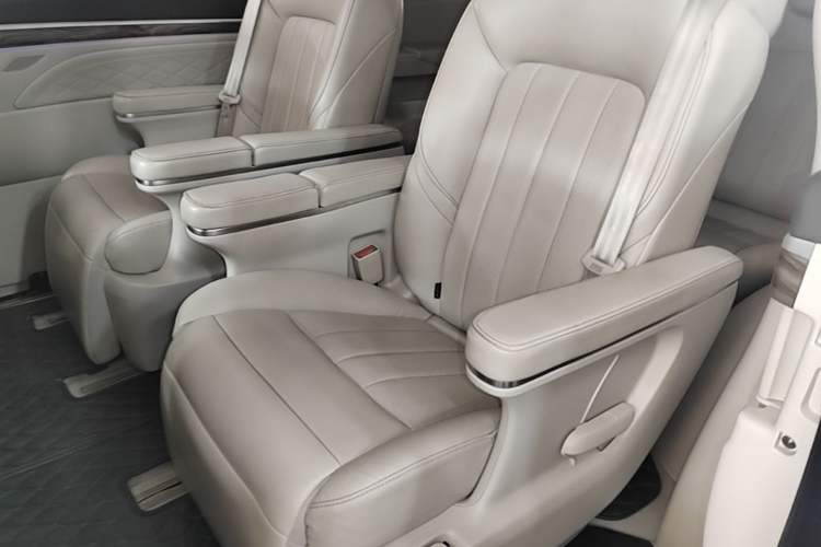 Used GAC Trumpchi M8 2018 320T Luxury Edition Left Rear Seat