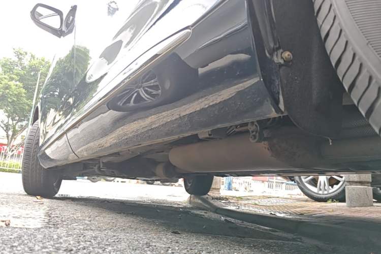 Used GAC Trumpchi M8 2018 320T Luxury Edition Left Side Sill
