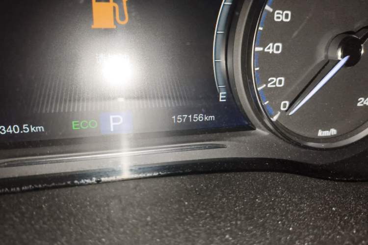 Used GAC Trumpchi M8 2018 320T Luxury Edition Odometer Close Up