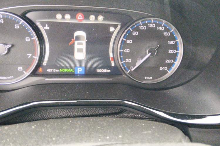 Used GAC Trumpchi M8 2018 320T Luxury Edition Odometer Close Up