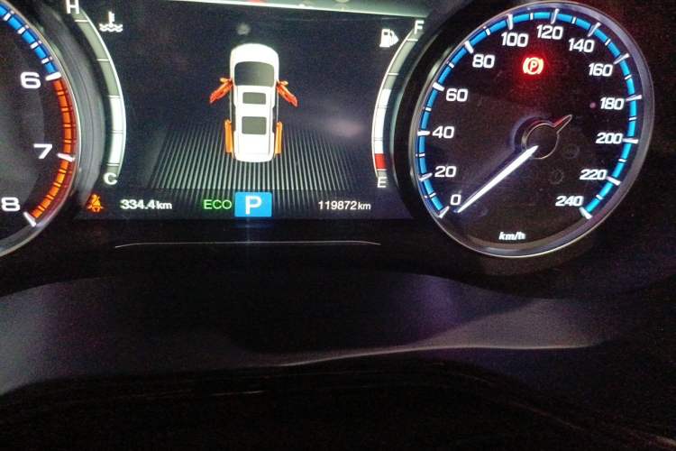 Used GAC Trumpchi M8 2018 320T Flagship Edition Odometer Close Up