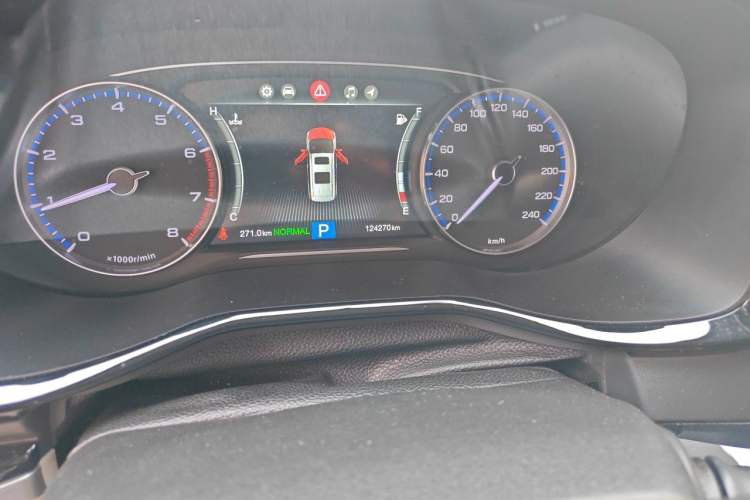 Used GAC Trumpchi M8 2018 320T Luxury Edition Odometer Close Up
