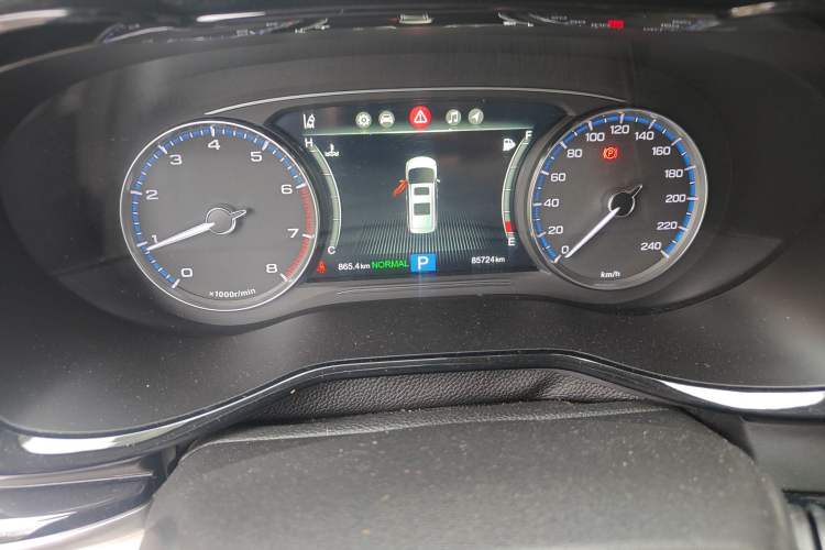 Used GAC Trumpchi M8 2018 320T Flagship Edition Odometer Close Up
