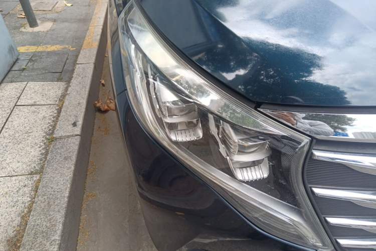 Used GAC Trumpchi M8 2018 320T Luxury Edition Right Front Headlight