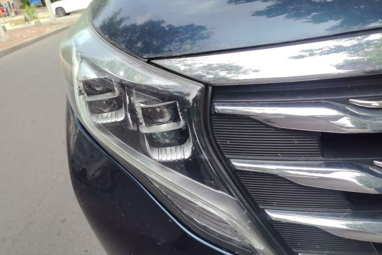 Used GAC Trumpchi M8 2018 320T Luxury Edition Right Front Headlight