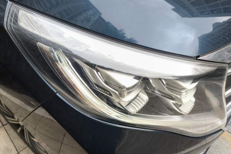 Used GAC Trumpchi M8 2018 320T Luxury Edition Right Front Headlight