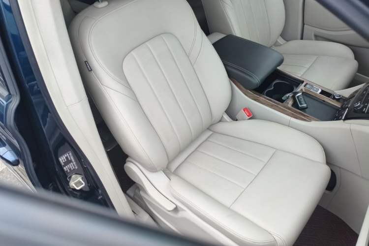Used GAC Trumpchi M8 2018 320T Luxury Edition Right Front Seat