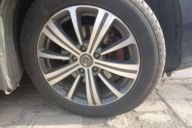 Used GAC Trumpchi M8 2018 320T Luxury Edition Right Front Wheel Hub