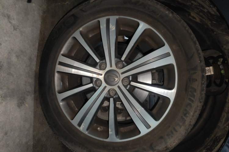 Used GAC Trumpchi M8 2018 320T Luxury Edition Right Front Wheel Hub