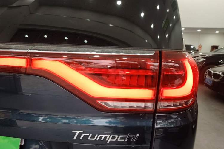 Used GAC Trumpchi M8 2018 320T Luxury Edition Right Rear Taillight