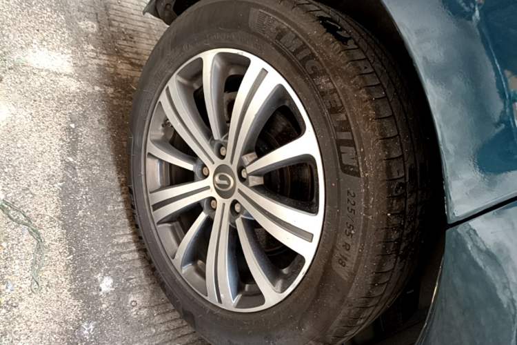Used GAC Trumpchi M8 2018 320T Flagship Edition Right Rear Wheel Hub