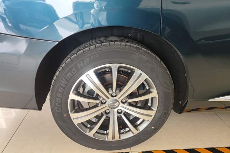 Used GAC Trumpchi M8 2018 320T Luxury Edition Right Rear Wheel Hub