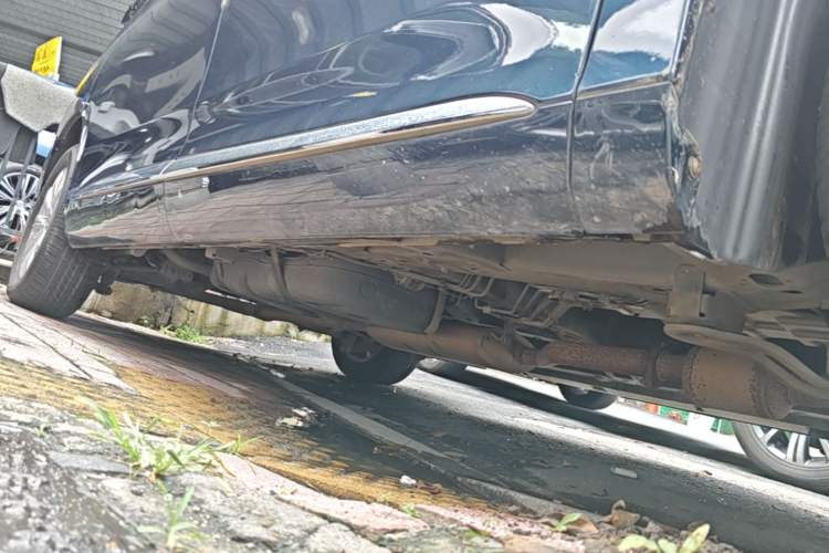Used GAC Trumpchi M8 2018 320T Luxury Edition Right Side Sill