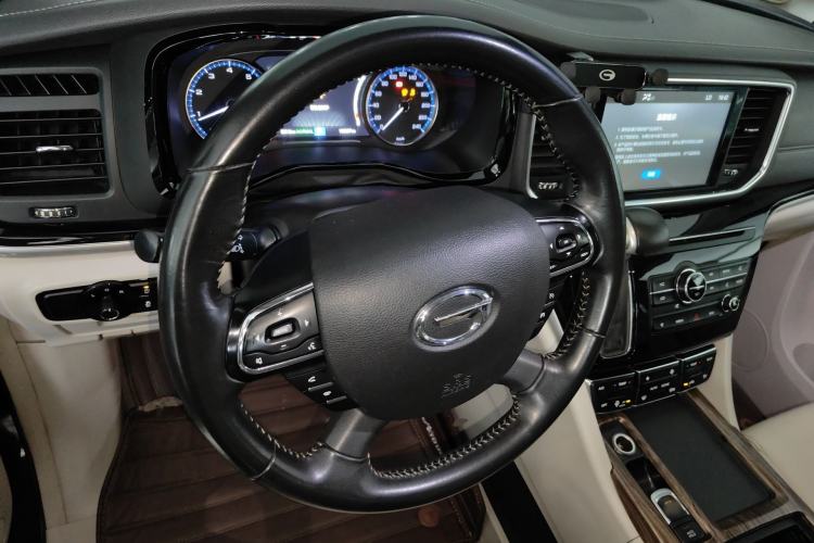 Used GAC Trumpchi M8 2018 320T Luxury Edition Steering Wheel