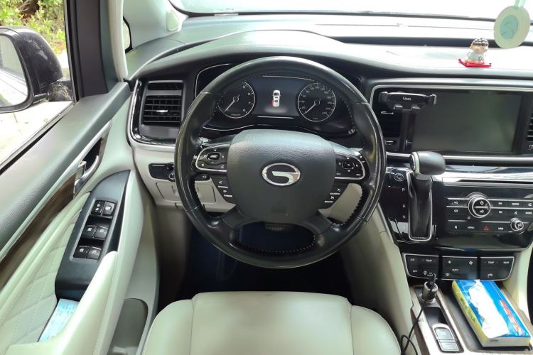 Used GAC Trumpchi M8 2018 320T Luxury Edition Steering Wheel