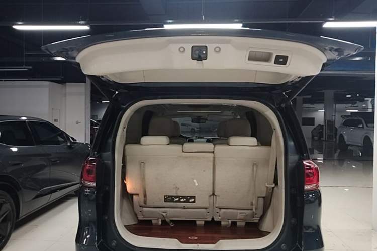 Used GAC Trumpchi M8 2018 320T Luxury Edition Trunk