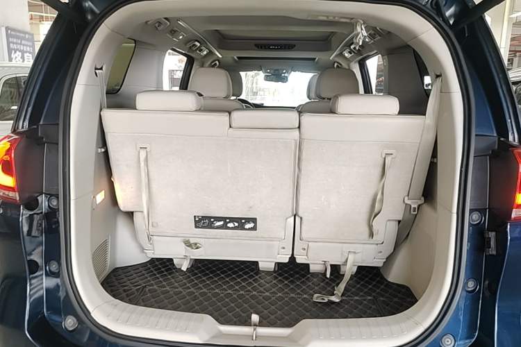 Used GAC Trumpchi M8 2018 320T Luxury Edition Trunk