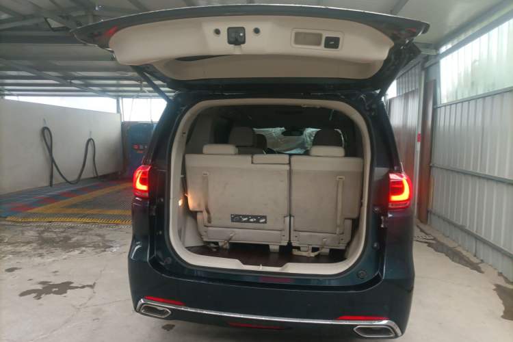 Used GAC Trumpchi M8 2018 320T Luxury Edition Trunk