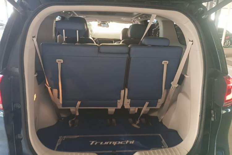 Used GAC Trumpchi M8 2018 320T Luxury Edition Trunk