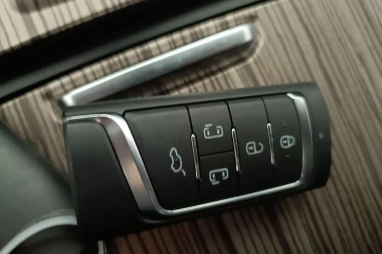 Used GAC Trumpchi M8 2018 320T Flagship Edition Vehicle Key