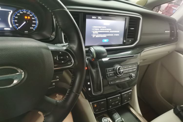 Used GAC Trumpchi M8 2018 320T Luxury Edition Center Console