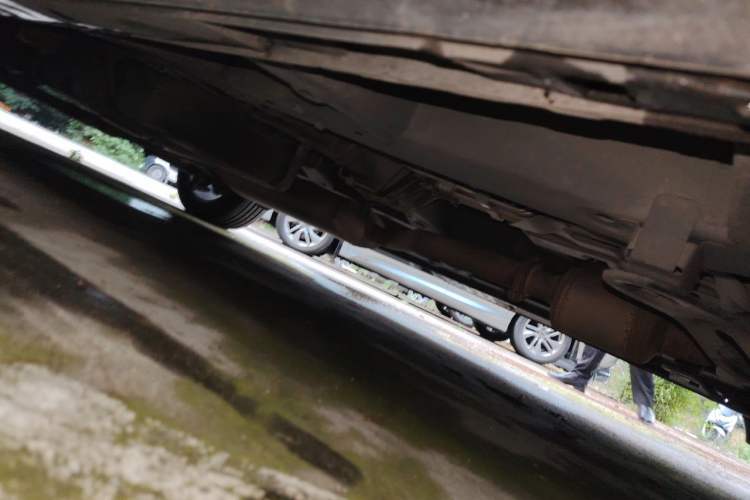 Used GAC Trumpchi M8 2018 320T Luxury Edition Chassis Front Right