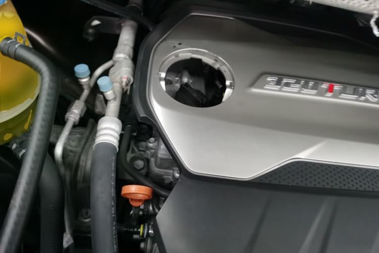 Used GAC Trumpchi M8 2018 320T Luxury Edition Engine Bay
