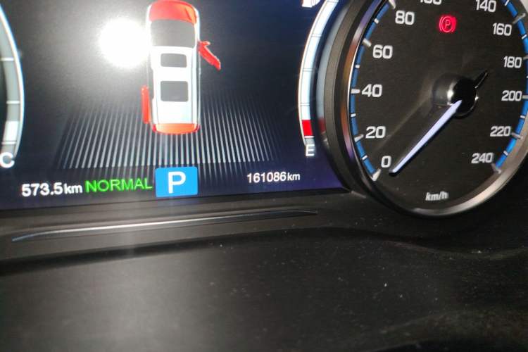 Used GAC Trumpchi M8 2018 320T Luxury Edition Odometer Close Up