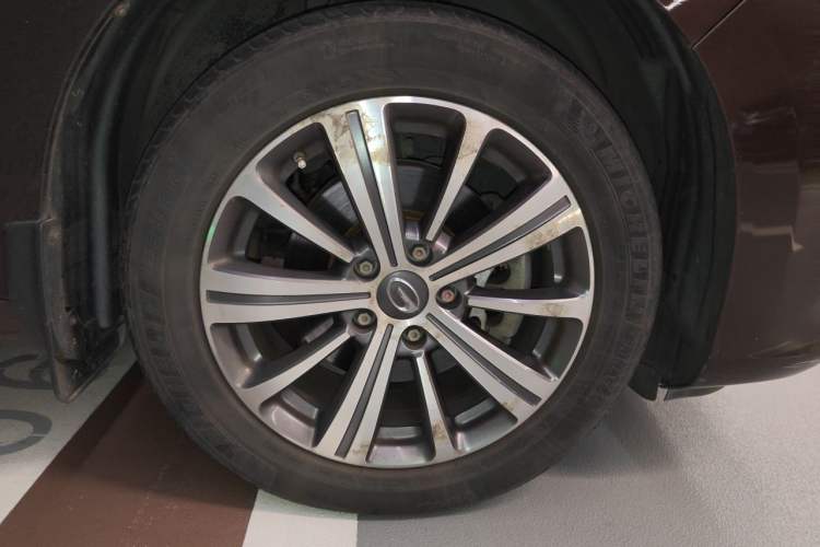 Used GAC Trumpchi M8 2018 320T Luxury Edition Right Front Wheel Hub