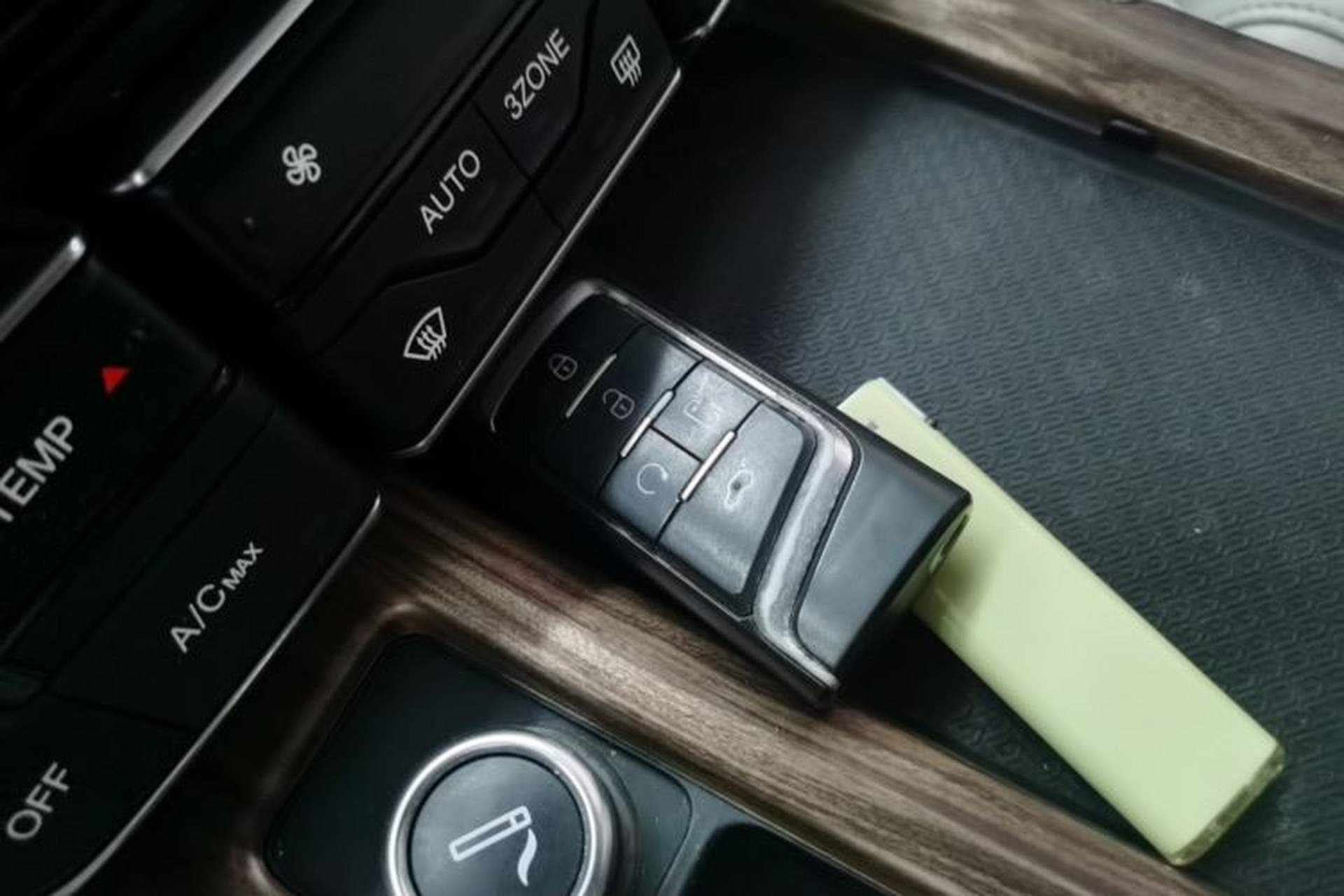 Used GAC Trumpchi M8 2018 320T Luxury Edition Vehicle Key