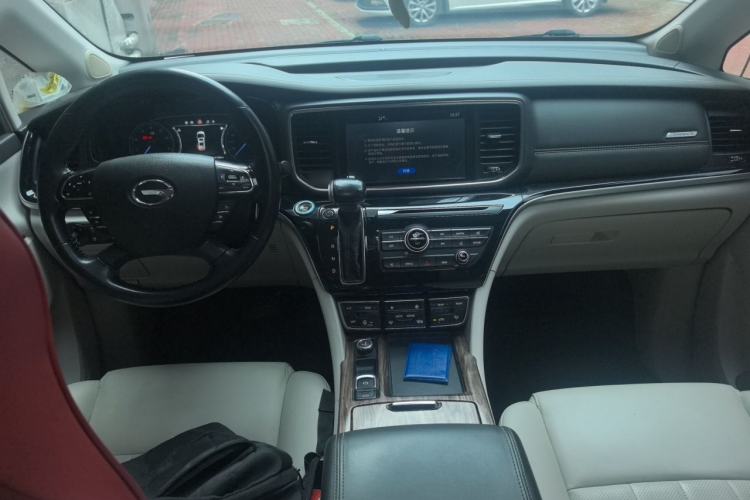 Used GAC Trumpchi M8 2018 320T Luxury Edition Center Console