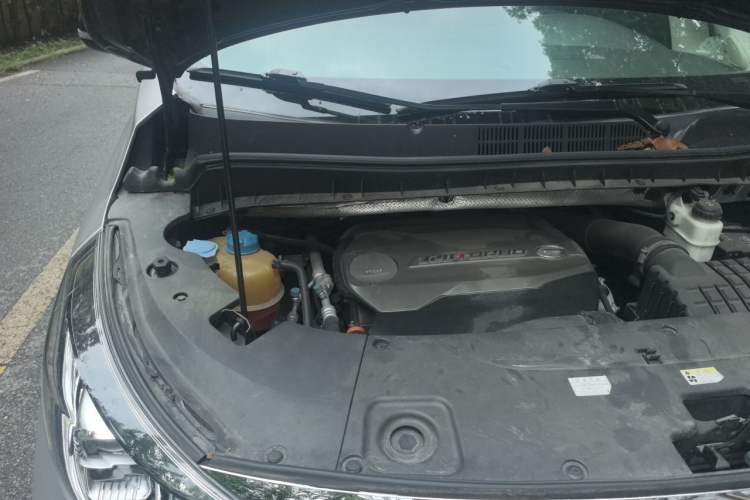 Used GAC Trumpchi M8 2018 320T Luxury Edition Engine Bay Right