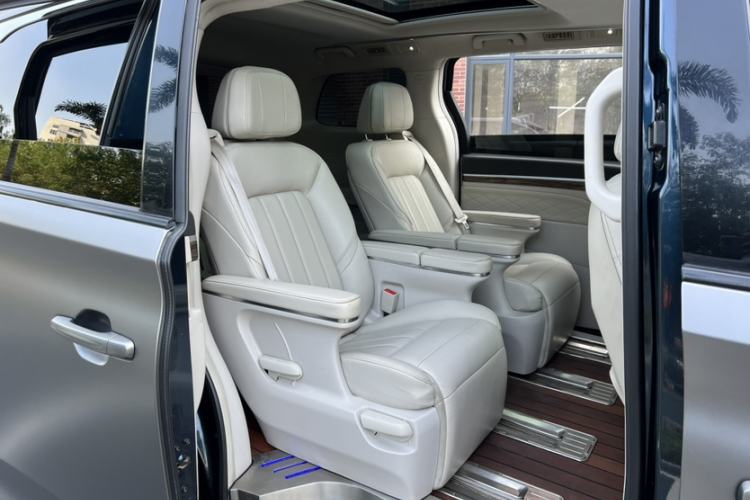 Used GAC Trumpchi M8 2018 320T Luxury Edition Interior 11