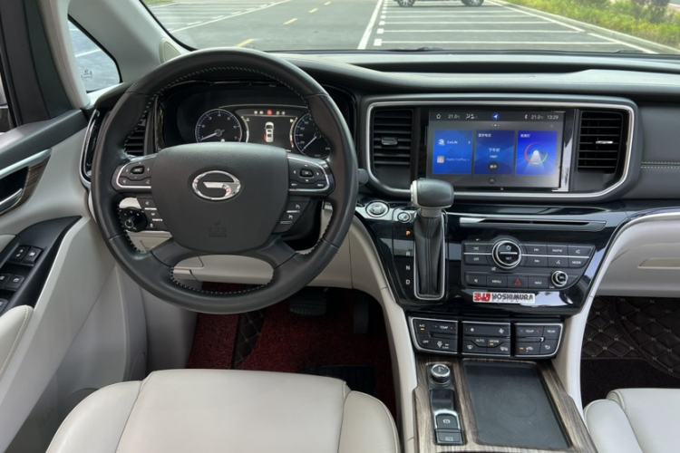 Used GAC Trumpchi M8 2018 320T Luxury Edition Interior 11