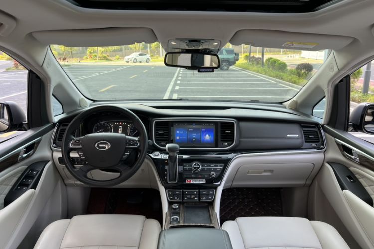 Used GAC Trumpchi M8 2018 320T Luxury Edition Interior 12