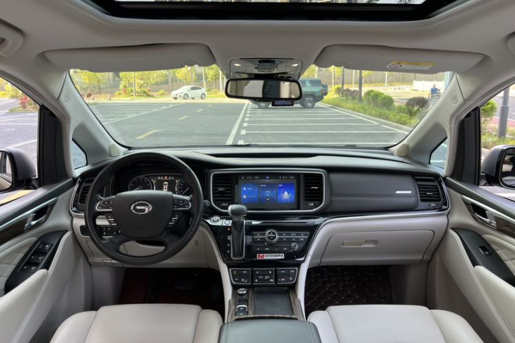 Used GAC Trumpchi M8 2018 320T Luxury Edition Interior 4
