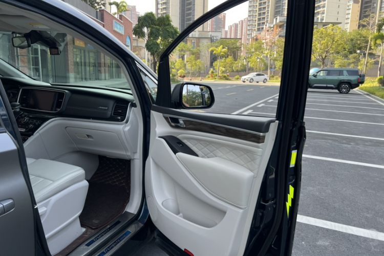Used GAC Trumpchi M8 2018 320T Luxury Edition Interior 5