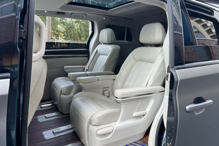 Used GAC Trumpchi M8 2018 320T Luxury Edition Interior 9