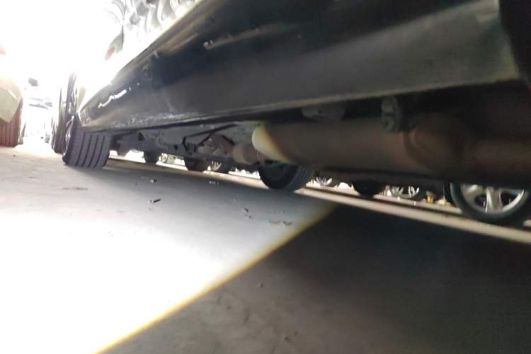 Used GAC Trumpchi M8 2018 320T Luxury Edition Chassis Rear Left