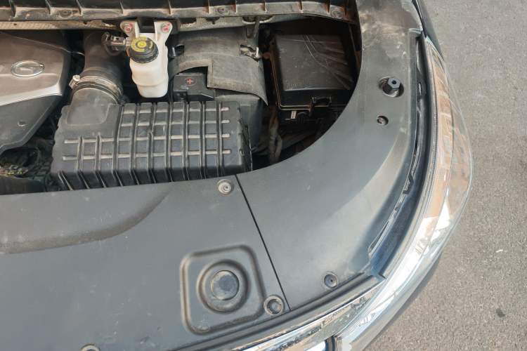 Used GAC Trumpchi M8 2018 320T Luxury Edition Engine Bay Left