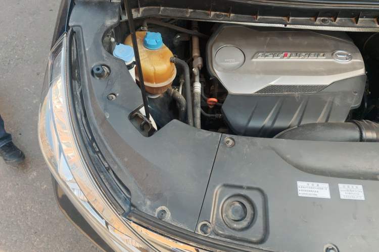 Used GAC Trumpchi M8 2018 320T Luxury Edition Engine Bay Right
